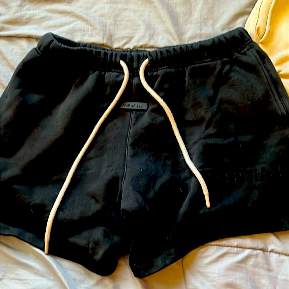 Essentials Fear Of God Shorts (Authentic straight from website)